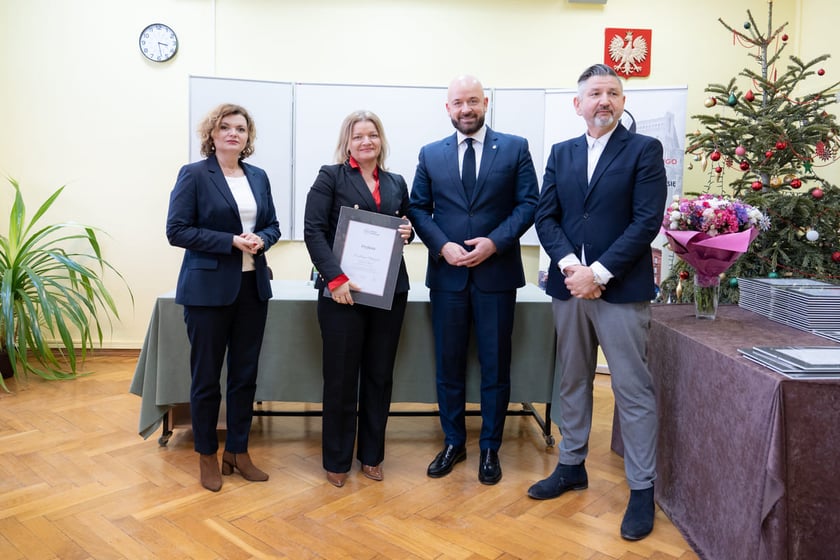 Wręczenie dyplomów dyrektorom placówek oświatowych, 10.01.2024